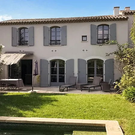 Casa de Férias Stunning In Saint-Laurent-de-la-Cabrerisse